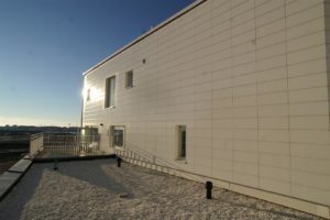 Tempio klinkkerilankkujen asennus